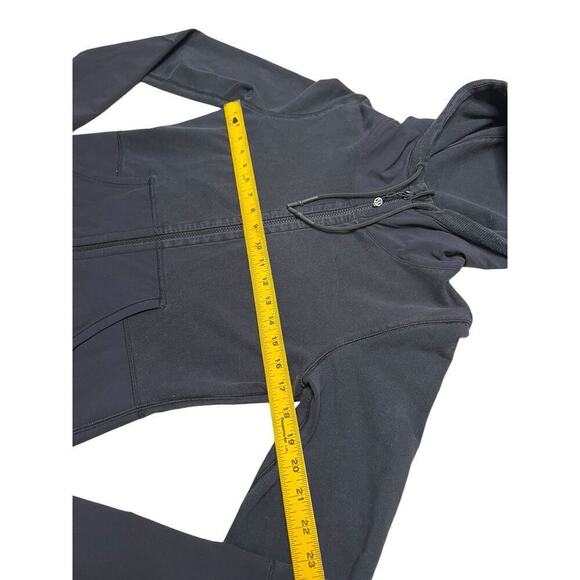 Lululemon Women’s Voyage Hoodie - Black - Full Zip - Thumb Holes - 6 - Picture 7 of 7